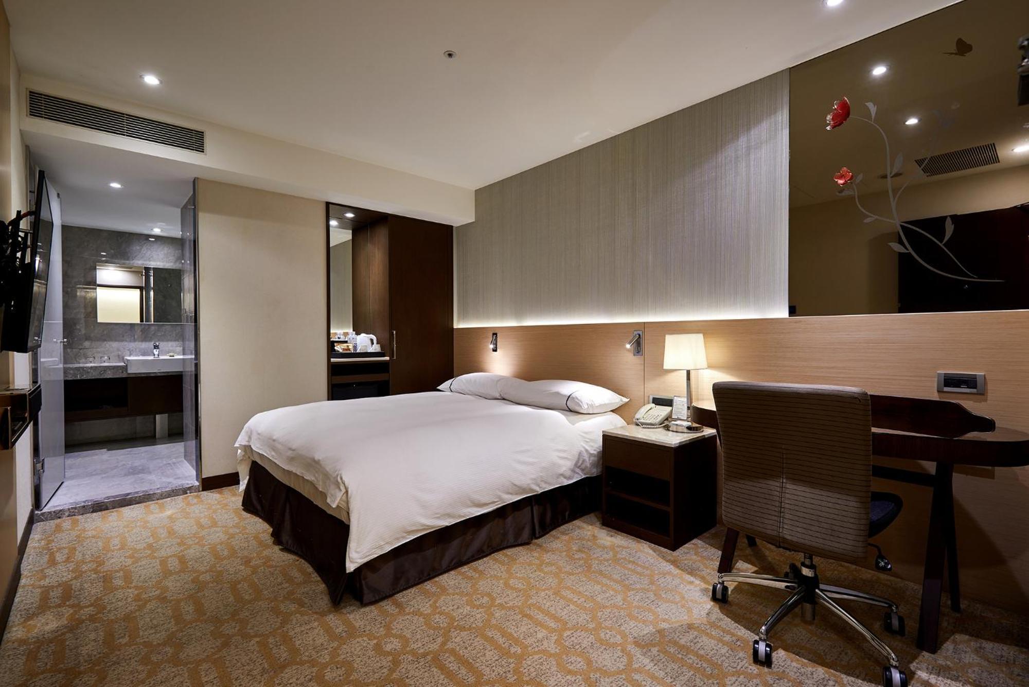 K Hotel Tianjin Тайбэй Экстерьер фото